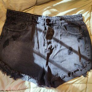 black ripped shorts size 16